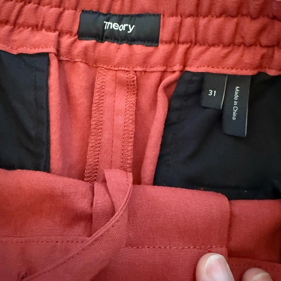 Theory Men’s Linen Blend Shorts Size 31 Red Elastic Waist Tailored Fit - Picture 3 of 4